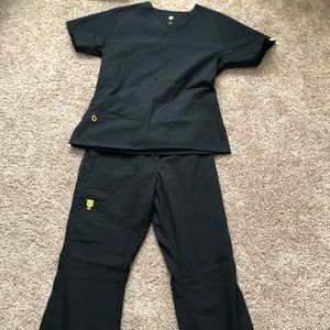 Black scrubs